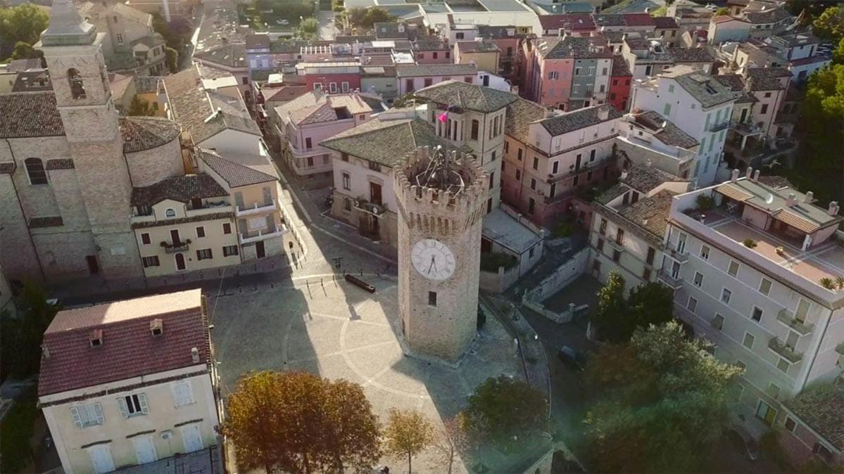 Отель Casa Del Fiordaliso Сан-Бенедетто-дель-Тронто Экстерьер фото